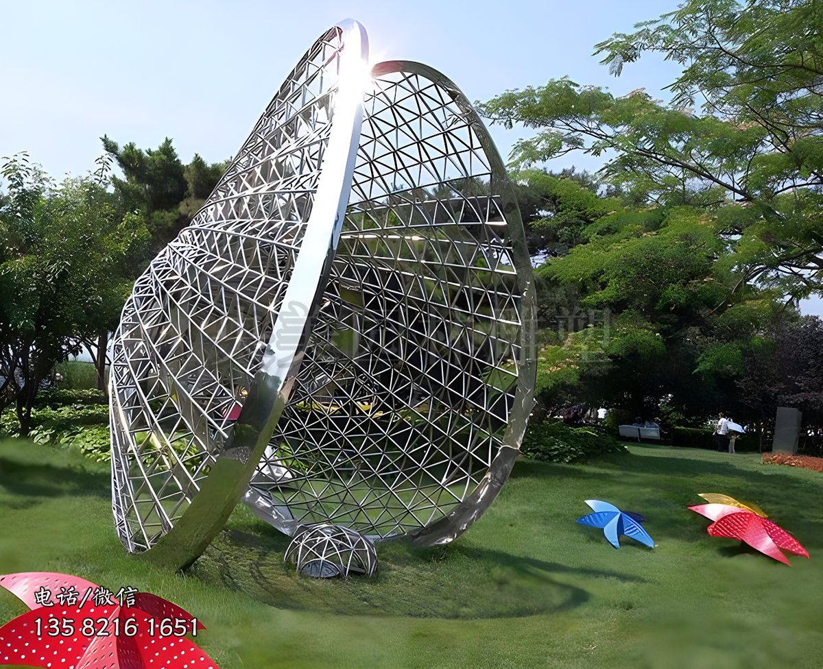鏤空不銹鋼貝殼雕塑