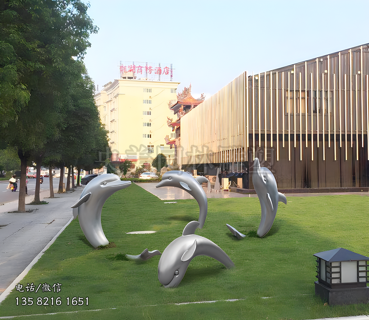 鉆地海豚雕塑