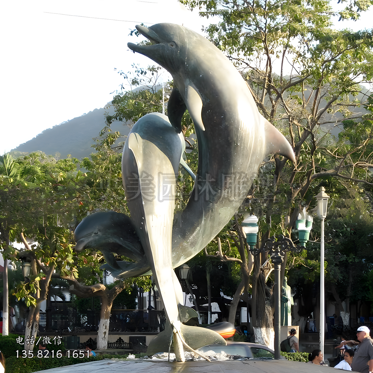 一家三口不銹鋼海豚雕塑