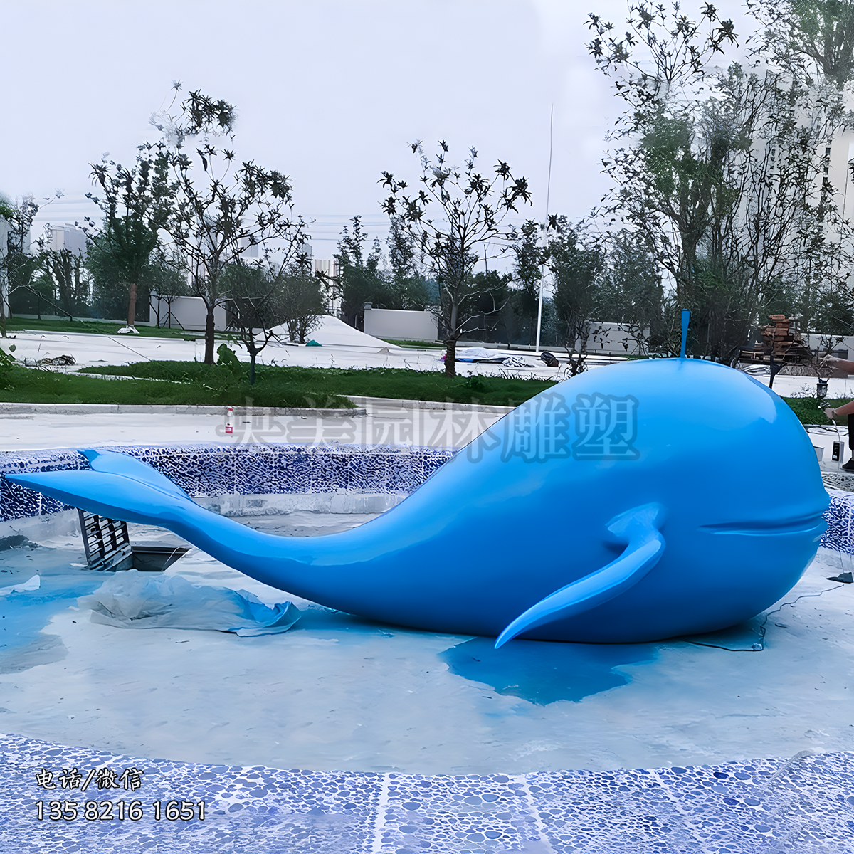 不銹鋼卡通鯨魚造型雕塑