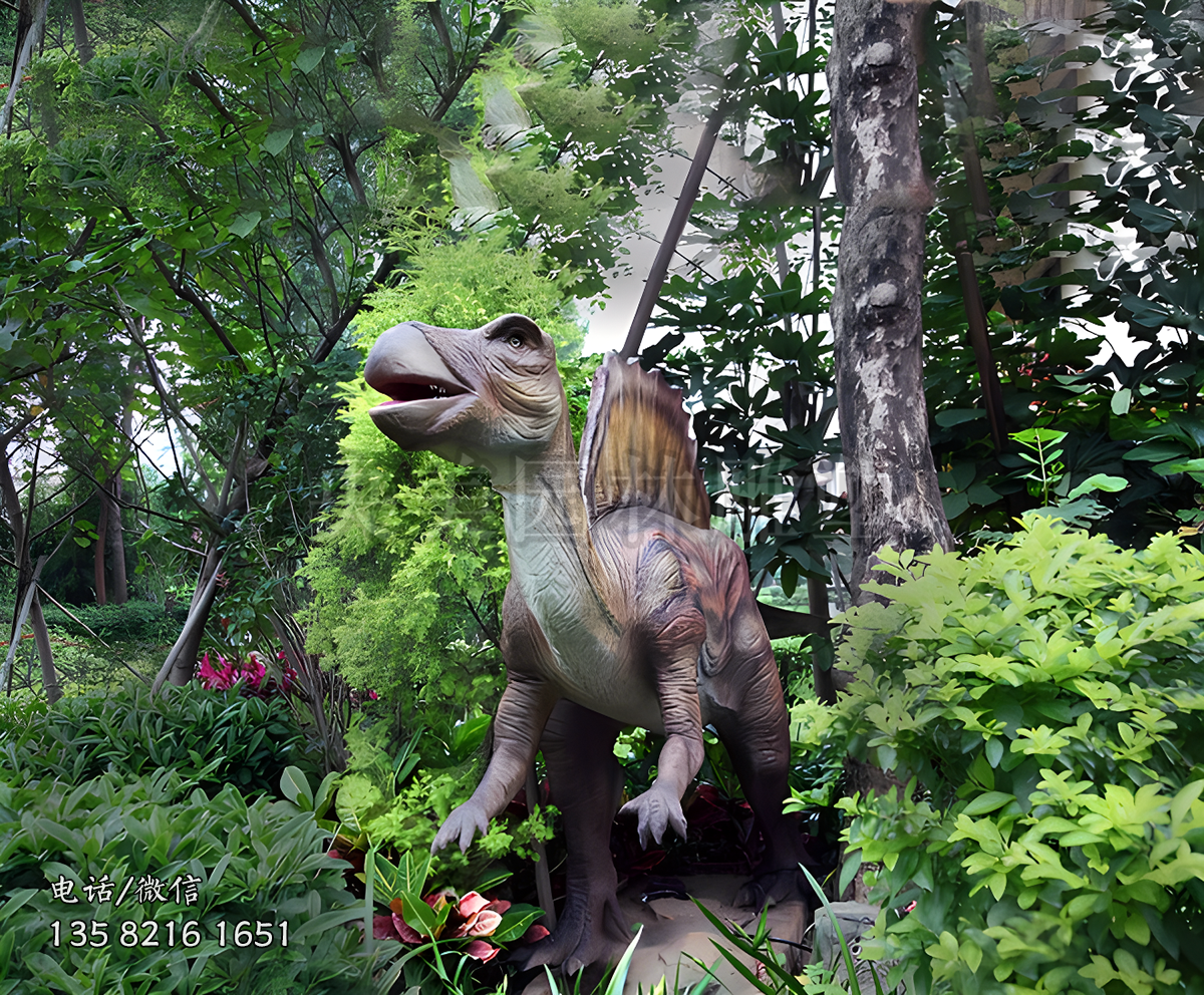 玻璃鋼仿真恐龍雕塑