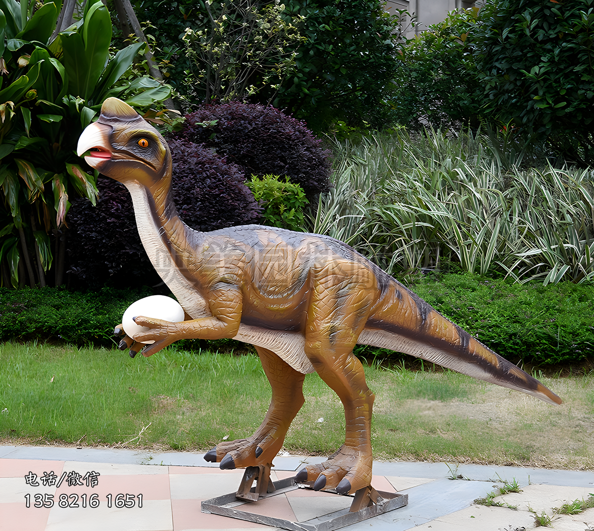 玻璃鋼仿真鸚嘴恐龍雕塑