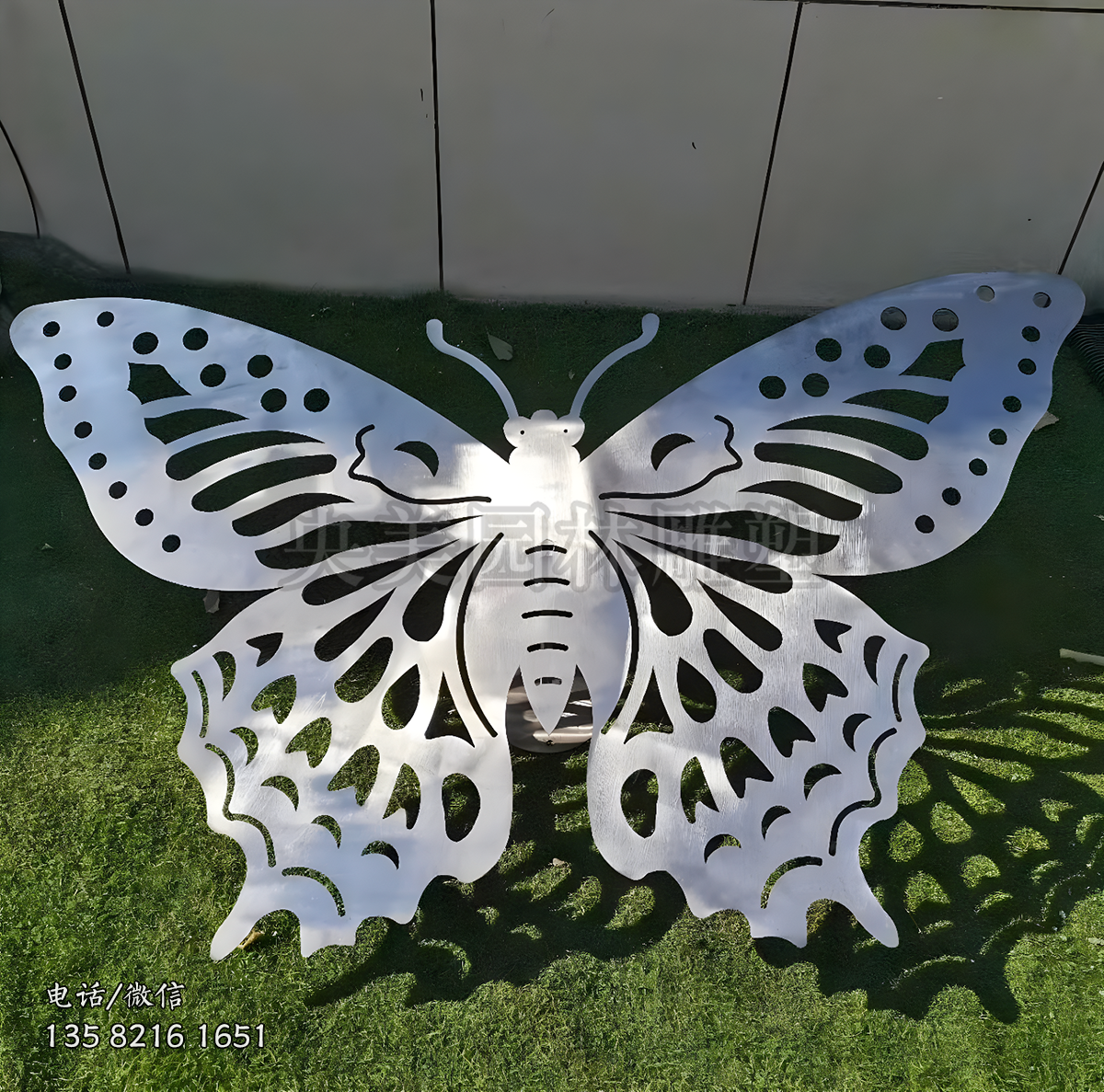 不銹鋼鏡面蝴蝶雕塑