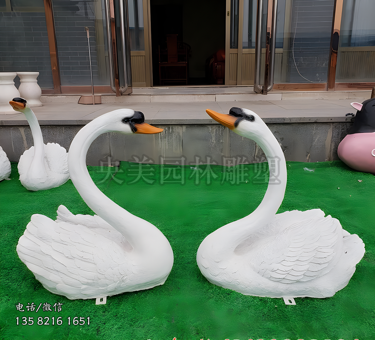 玻璃鋼仿真天鵝雕塑