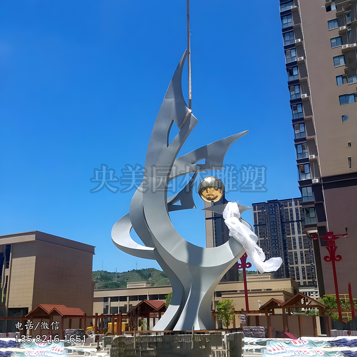 銀色不銹鋼抽象鳳凰雕塑