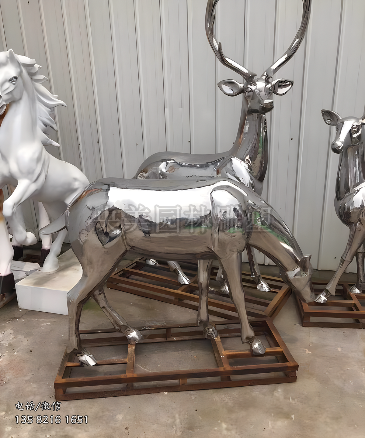 鏡面拋光不銹鋼鹿雕塑