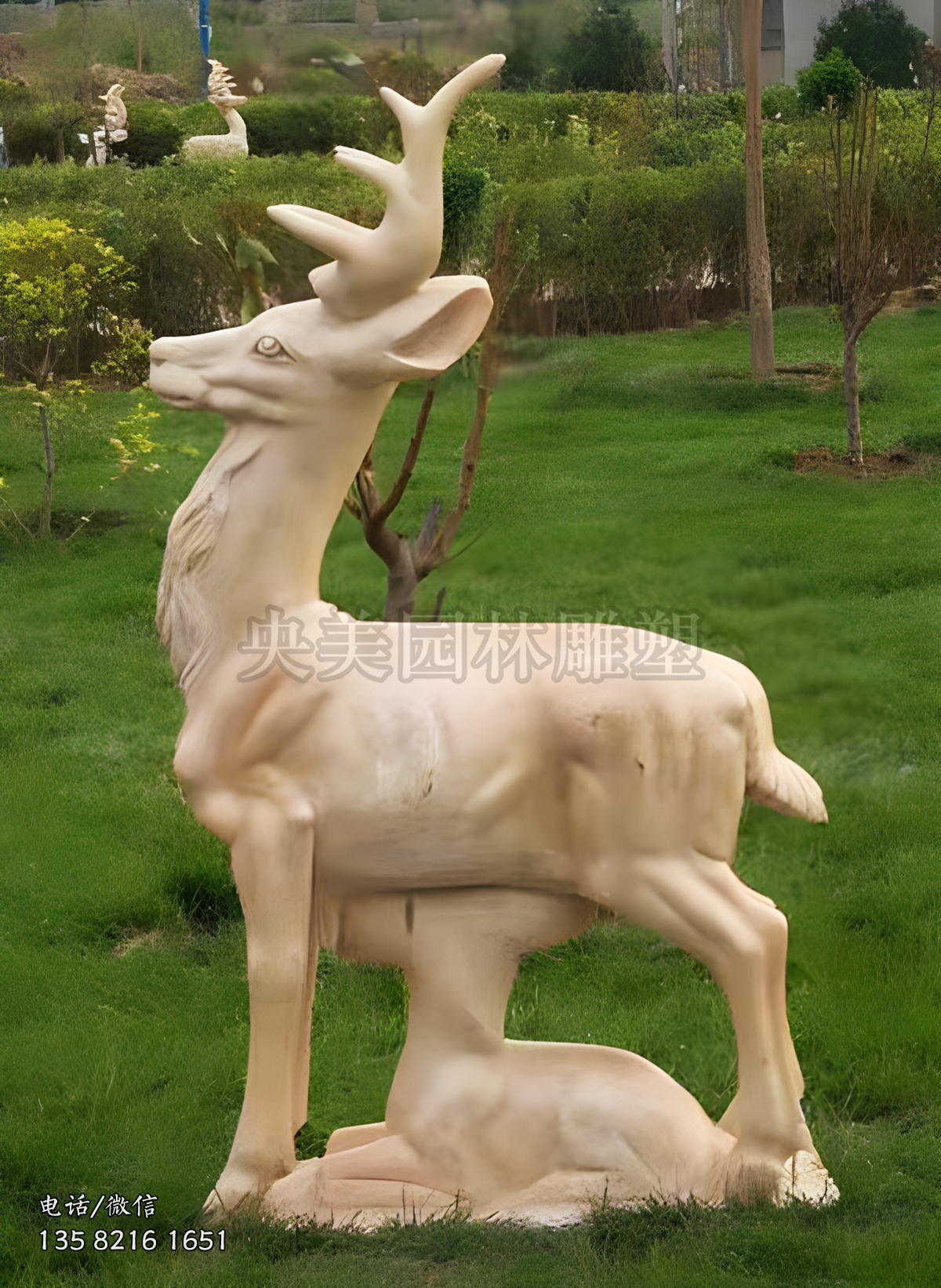 公園石雕小鹿