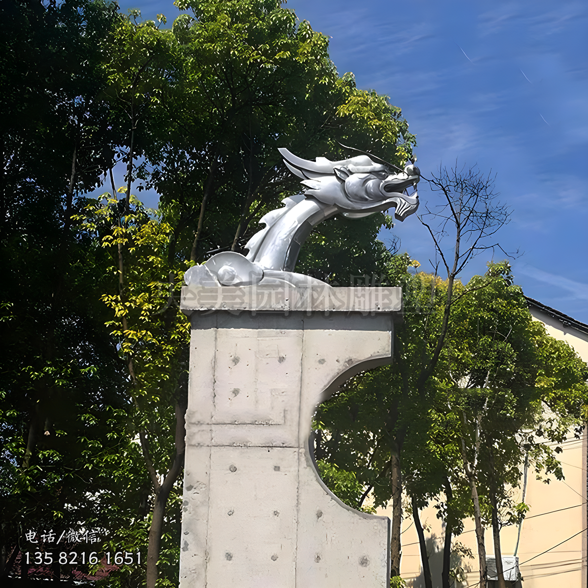 不銹鋼龍頭大門(mén)柱頭裝飾雕塑