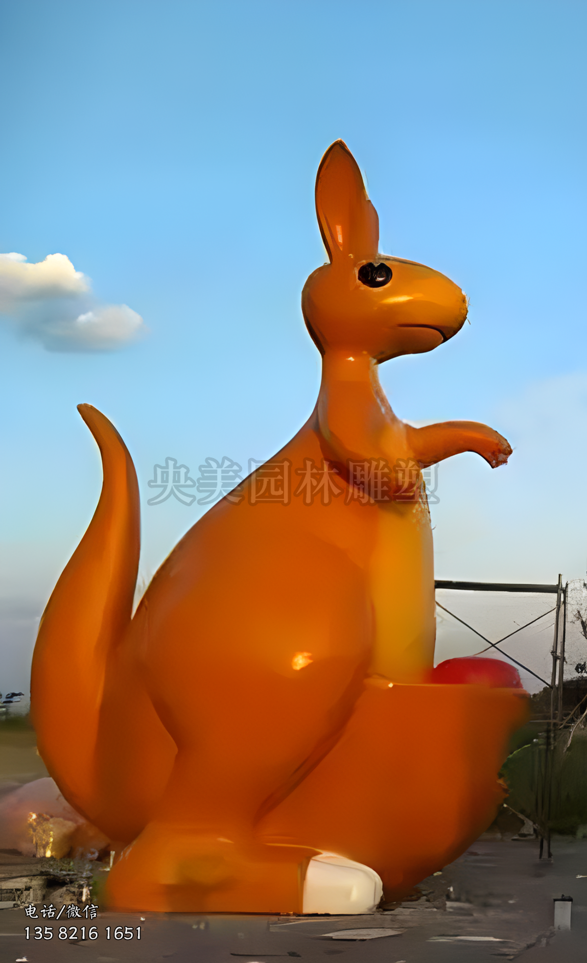 抽象卡通袋鼠雕塑