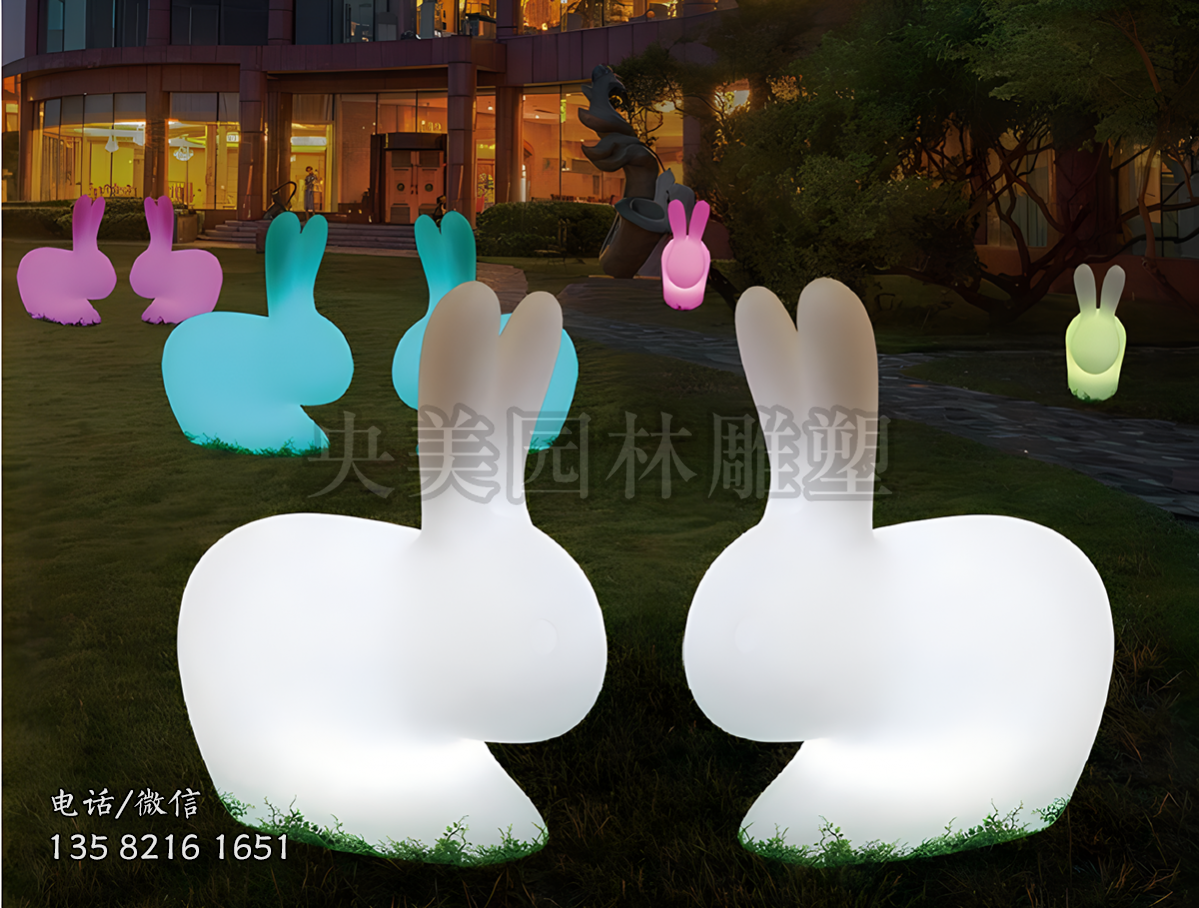 玻璃鋼抽象發(fā)光兔子雕塑