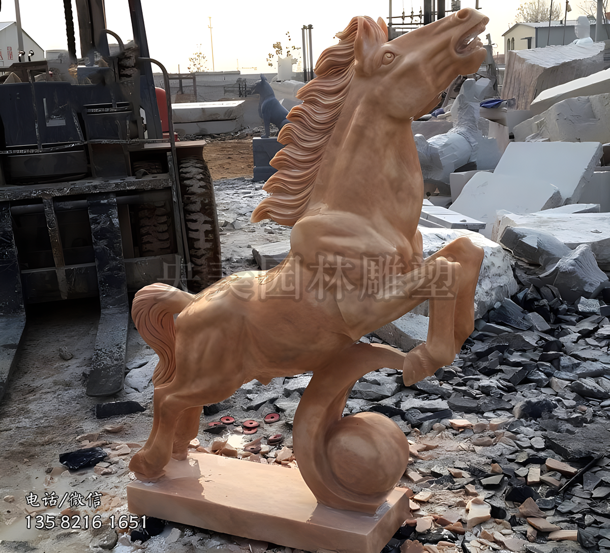 晚霞紅大理石馬雕塑