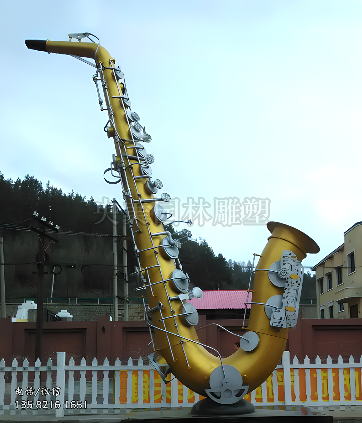 不銹鋼仿真薩克斯雕塑