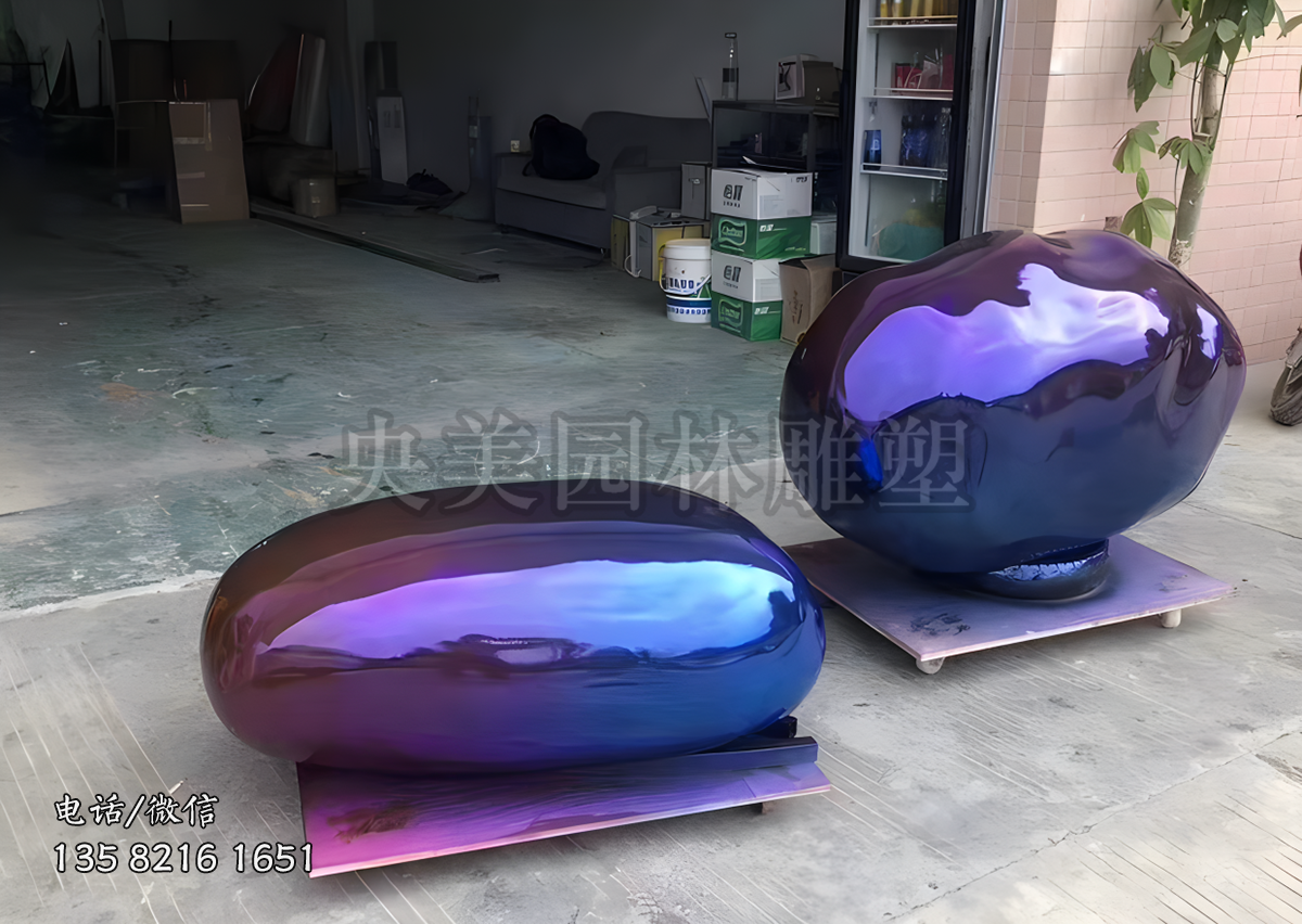 不銹鋼噴鍍鵝卵石雕塑擺件