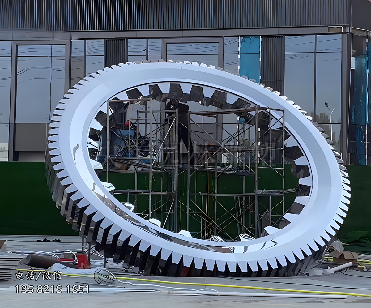 鏡面不銹鋼機(jī)械齒輪雕塑