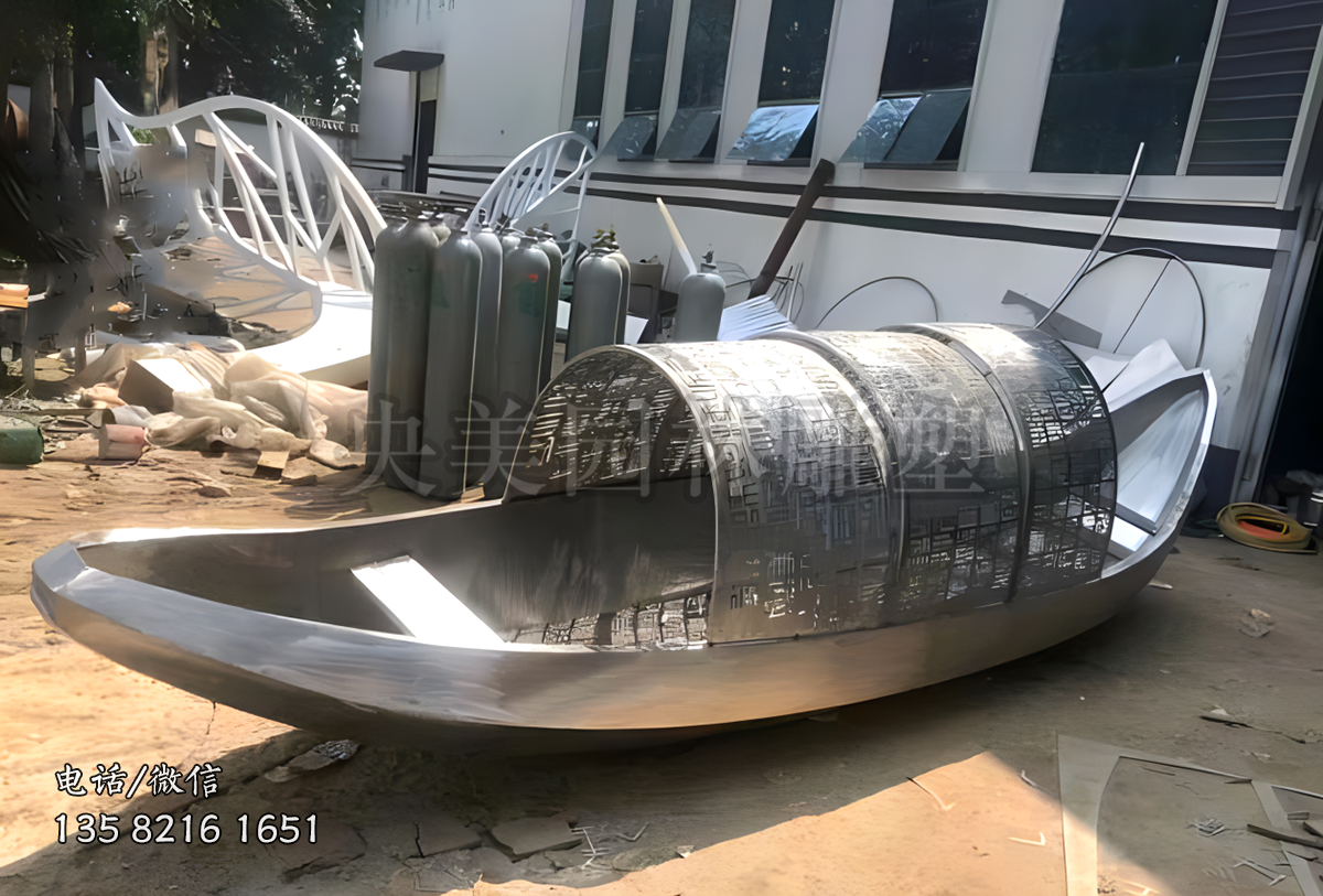 不銹鋼烏篷船雕塑擺件