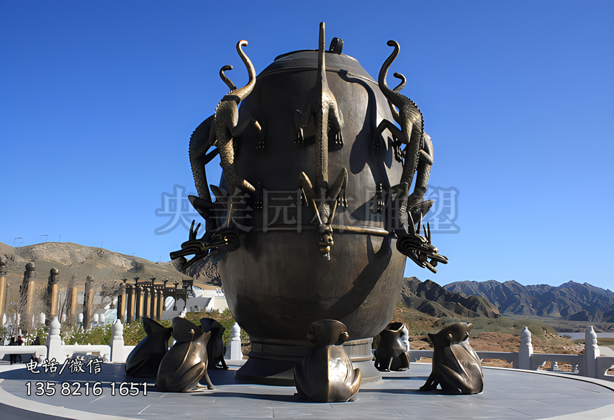 銅雕地動儀雕塑