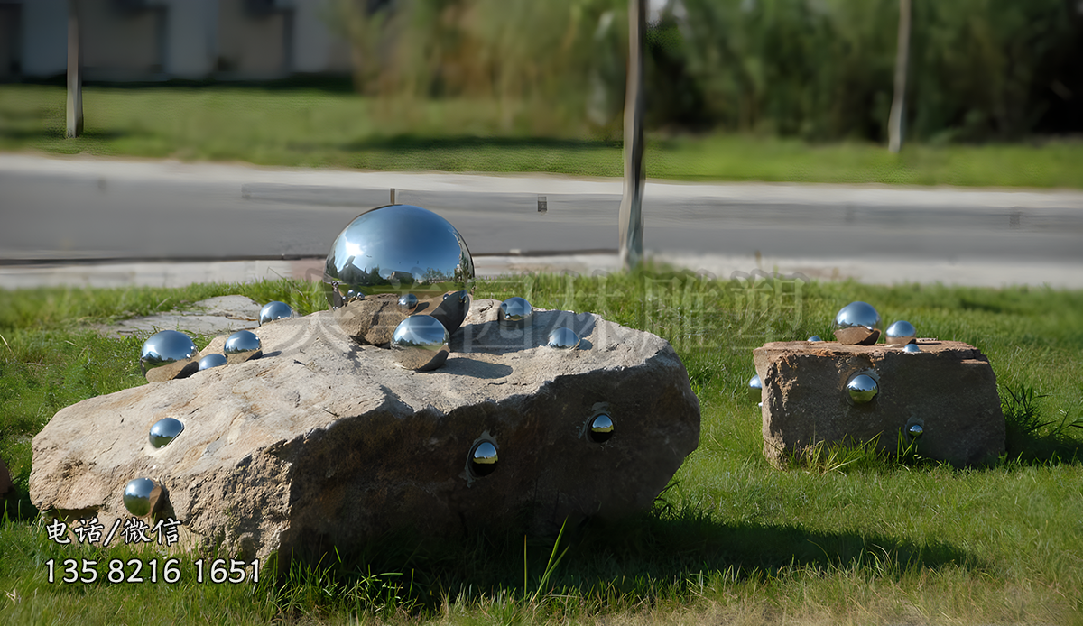 不銹鋼鏡面小鋼珠球體雕塑