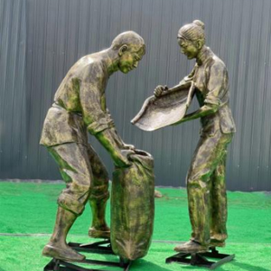 仿銅玻璃鋼農(nóng)耕收糧食人物